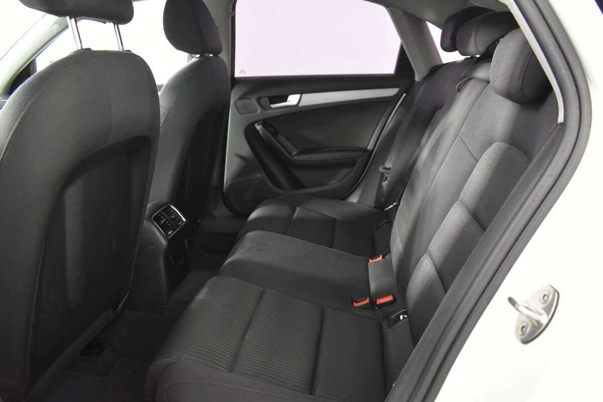 Б/У Ауди А4 2012 года. Фото: #6