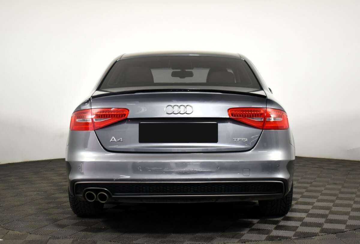 Б/У Ауди А4 2012 года. Фото: #4