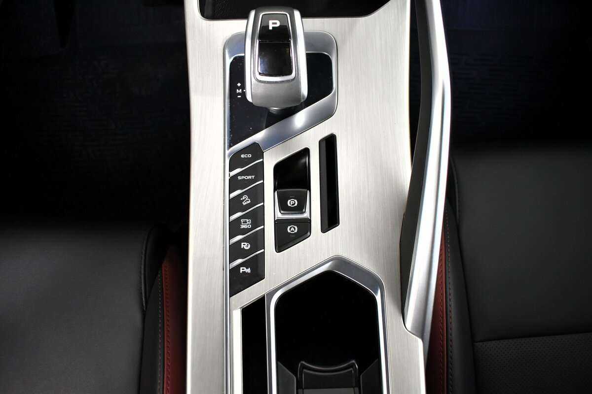 Б/У Джили Кулрэй 2021 года. Фото: #12