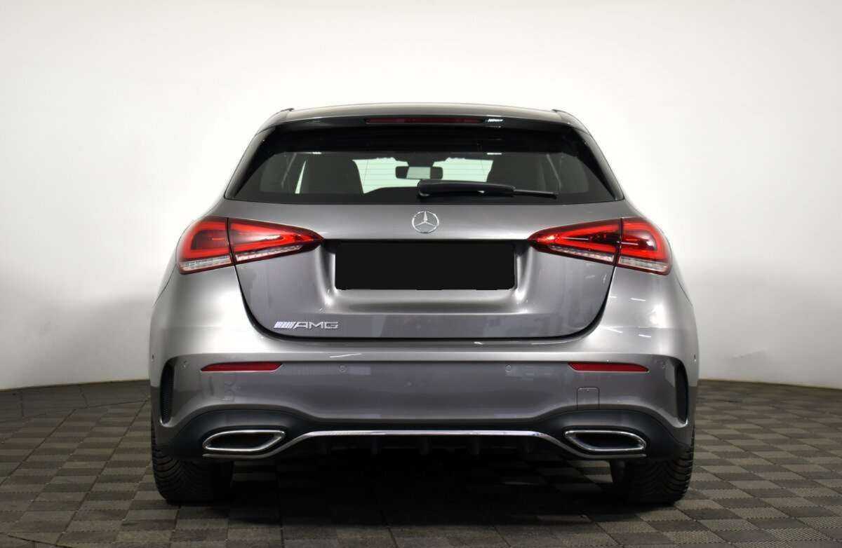 Б/У Мерседес-Бенц А-Класс 2018 года. Фото: #4