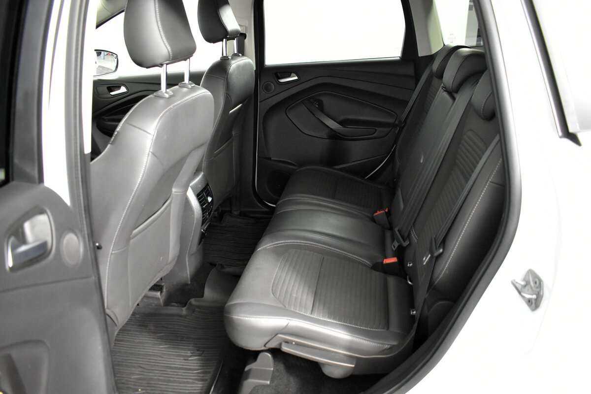 Б/У Форд Куга 2017 года. Фото: #15