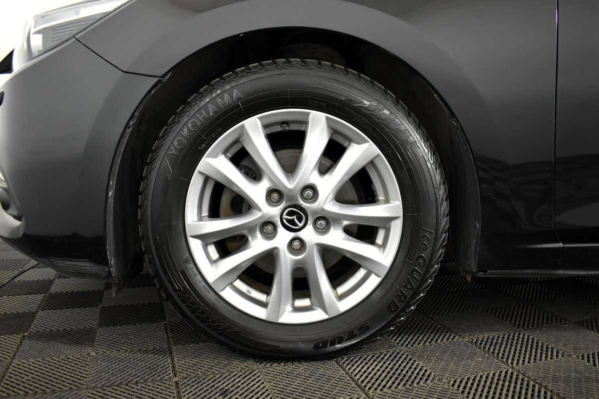 Б/У Мазда 3 2017 года. Фото: #19