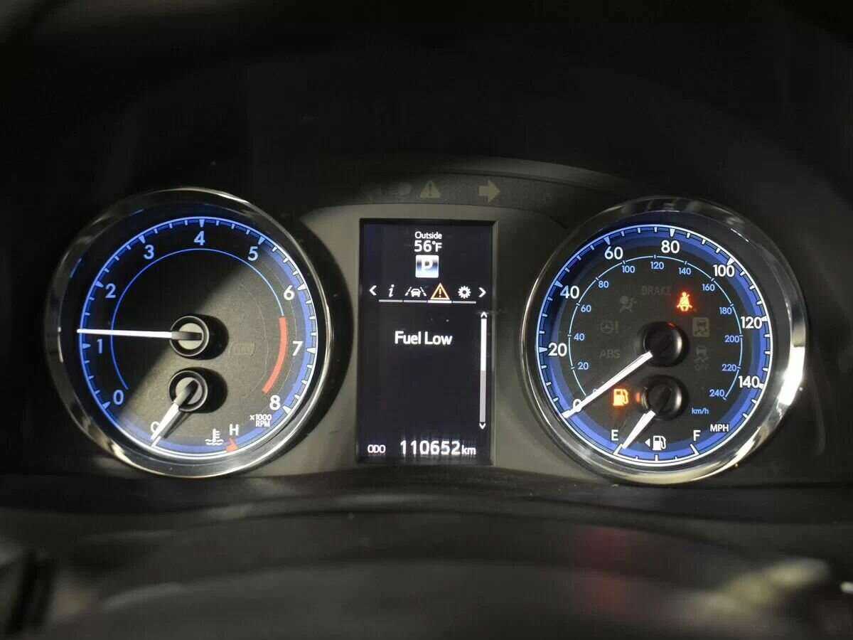 Б/У Тойота Королла 2018 года. Фото: #16