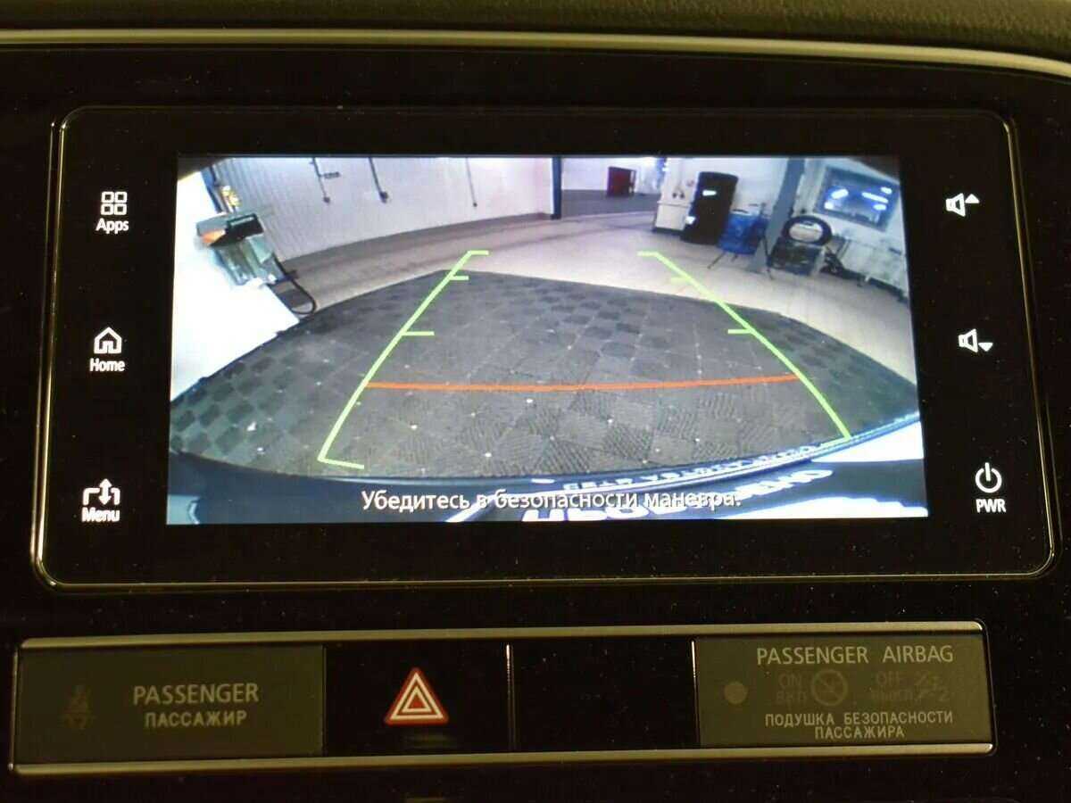 Б/У Митсубиши Оутлэндер 2019 года. Фото: #12