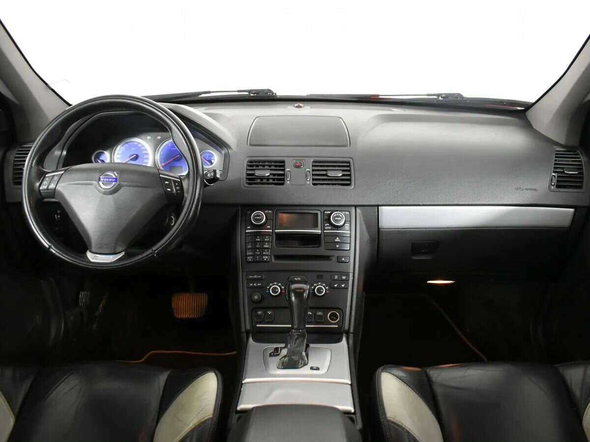 Б/У Вольво ИксЦ90 2013 года. Фото: #11