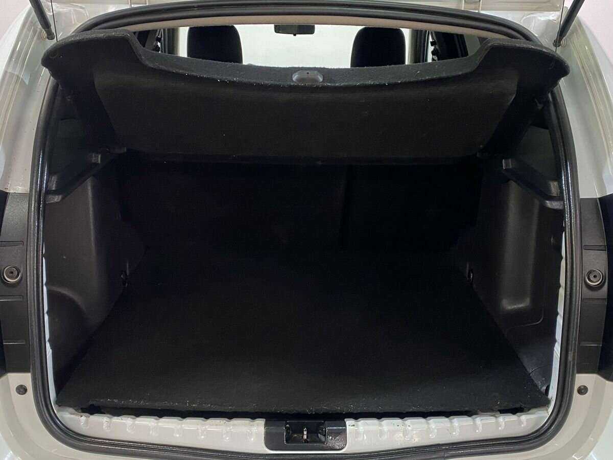 Б/У Рено Дастер 2018 года. Фото: #13