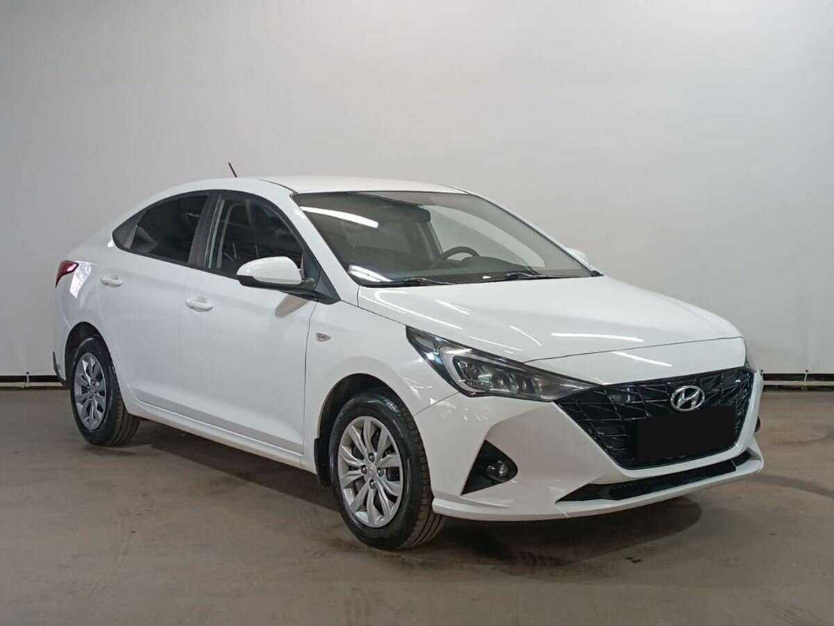 Б/У Хендай Солярис 2022 года. Фото: #2