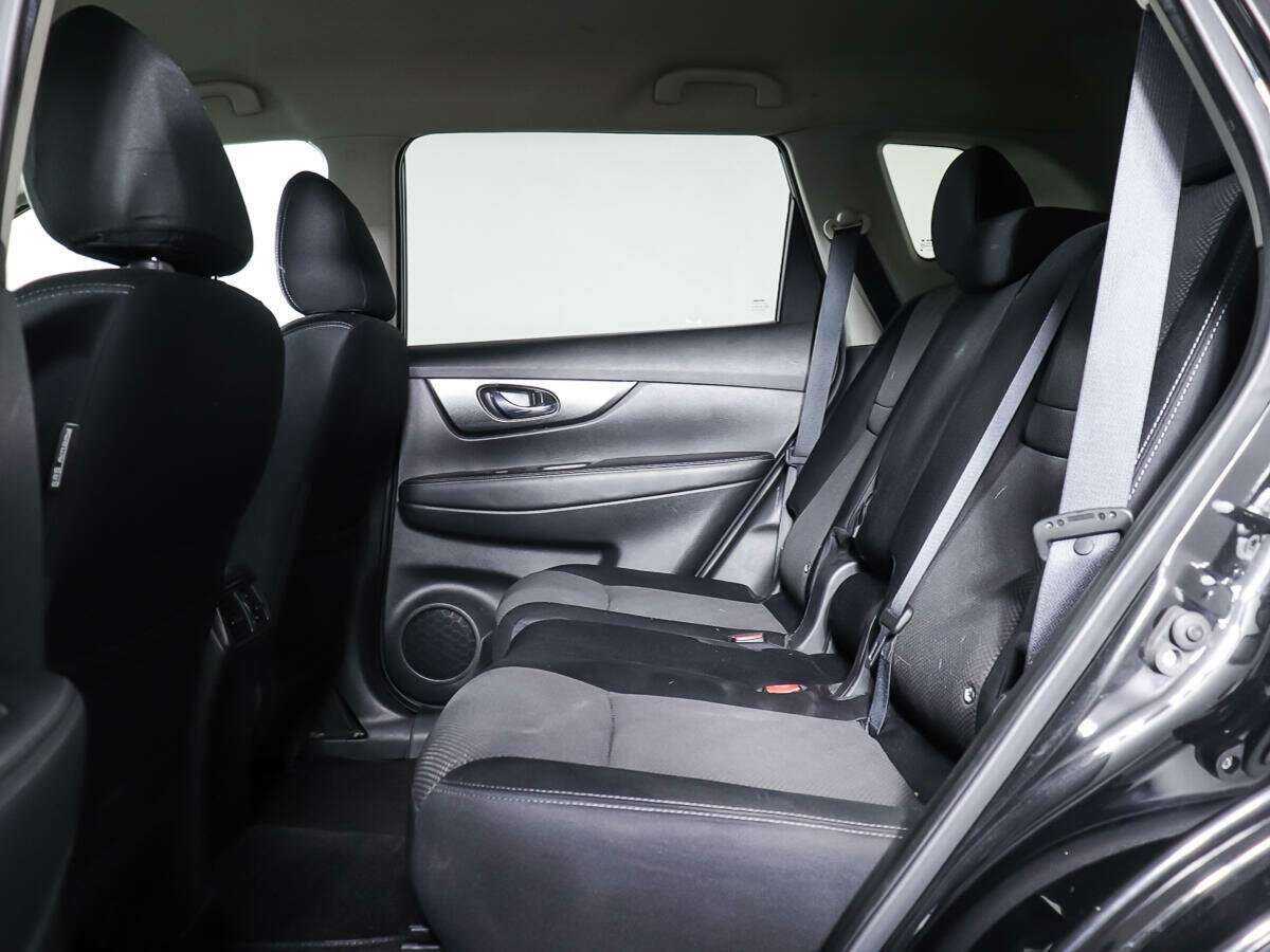 Б/У Ниссан Икс-Трейл 2018 года. Фото: #9