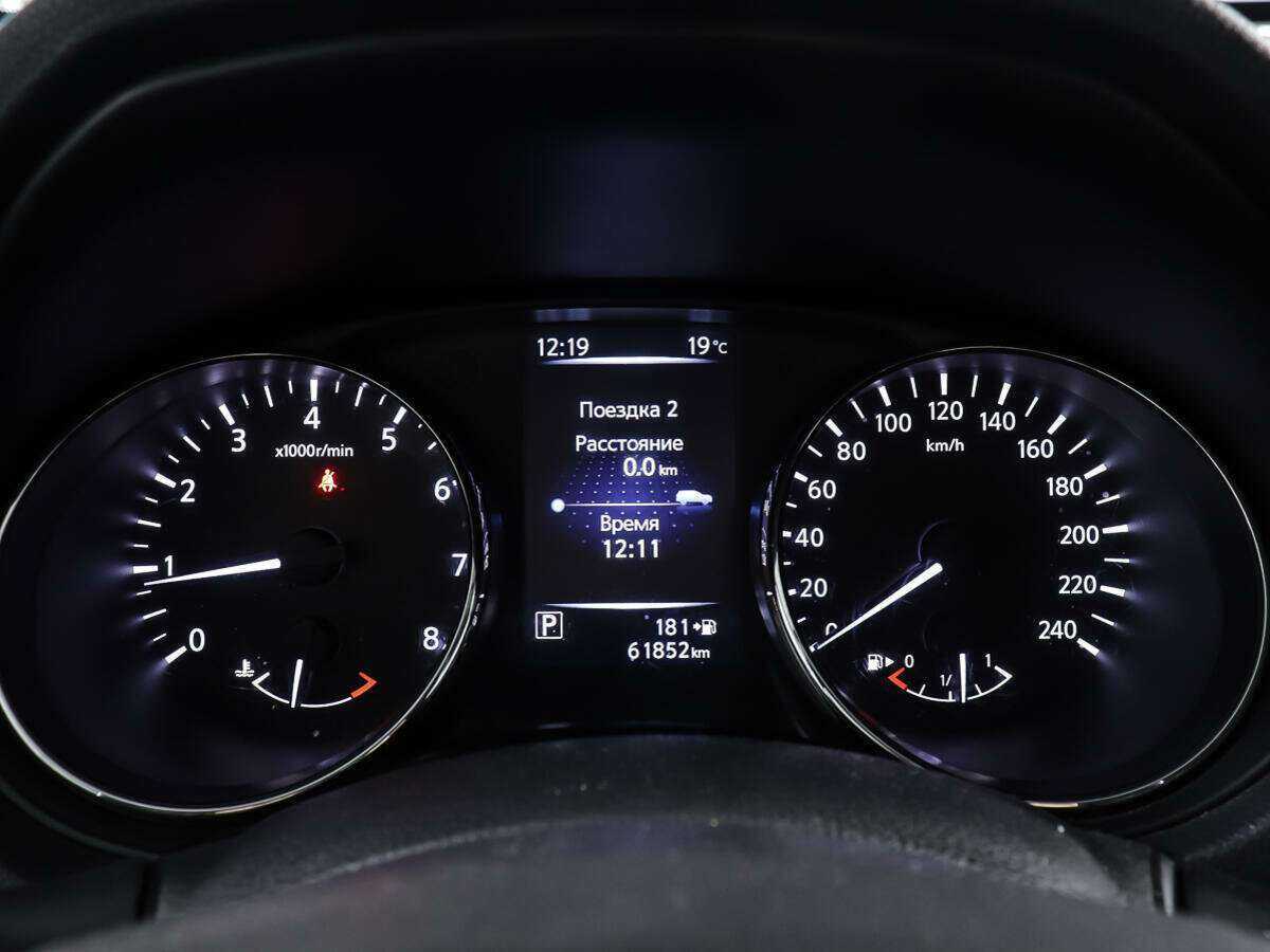 Б/У Ниссан Икс-Трейл 2018 года. Фото: #13