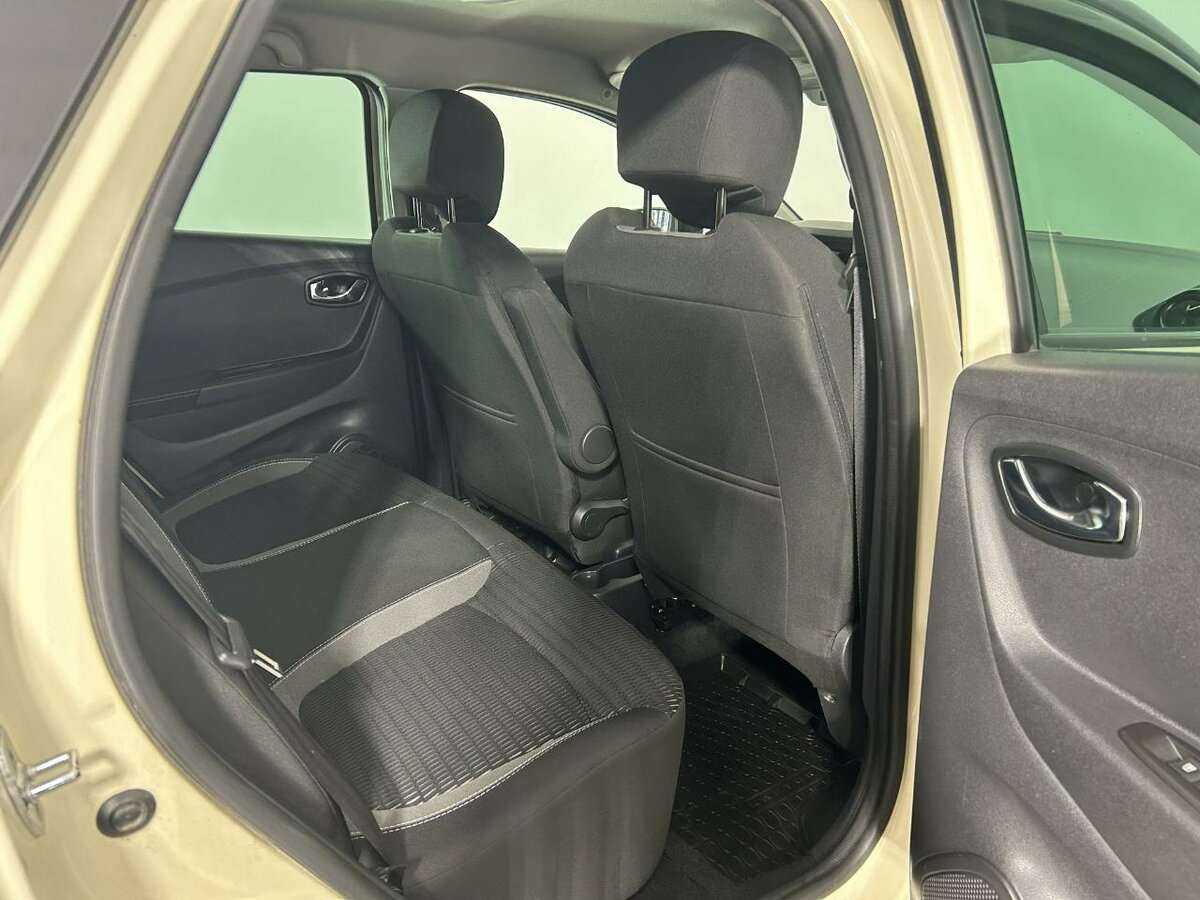 Б/У Рено Каптюр 2019 года. Фото: #15