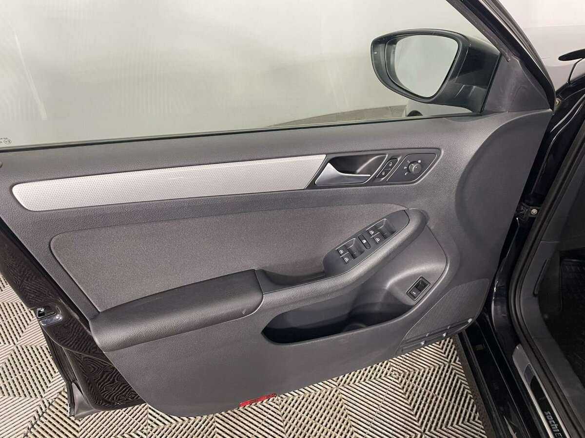 Б/У Фольксваген Джетта 2013 года. Фото: #7