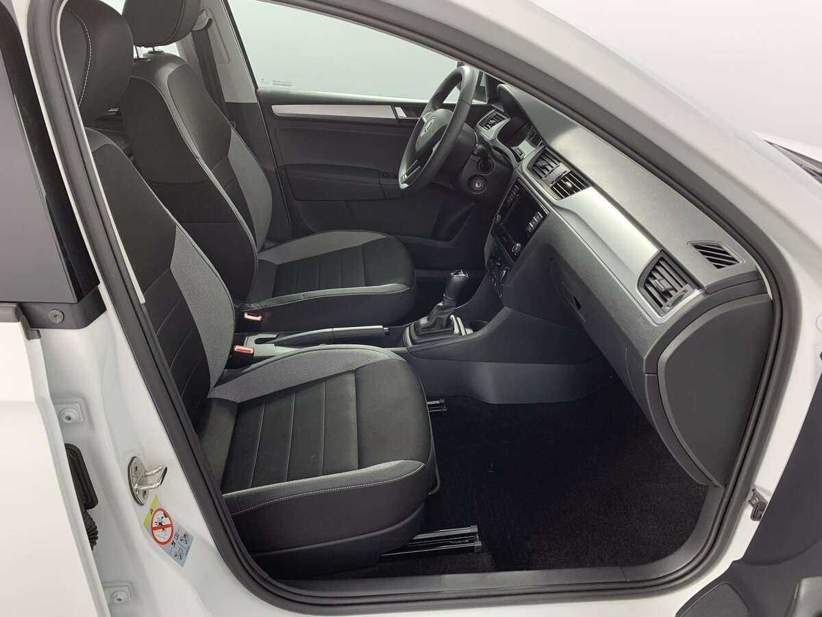 Б/У Шкода Рапид 2019 года. Фото: #14