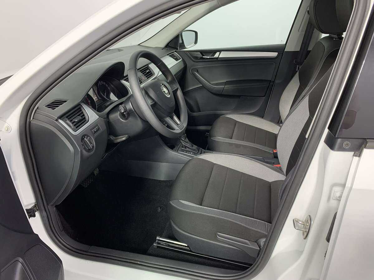 Б/У Шкода Рапид 2019 года. Фото: #11