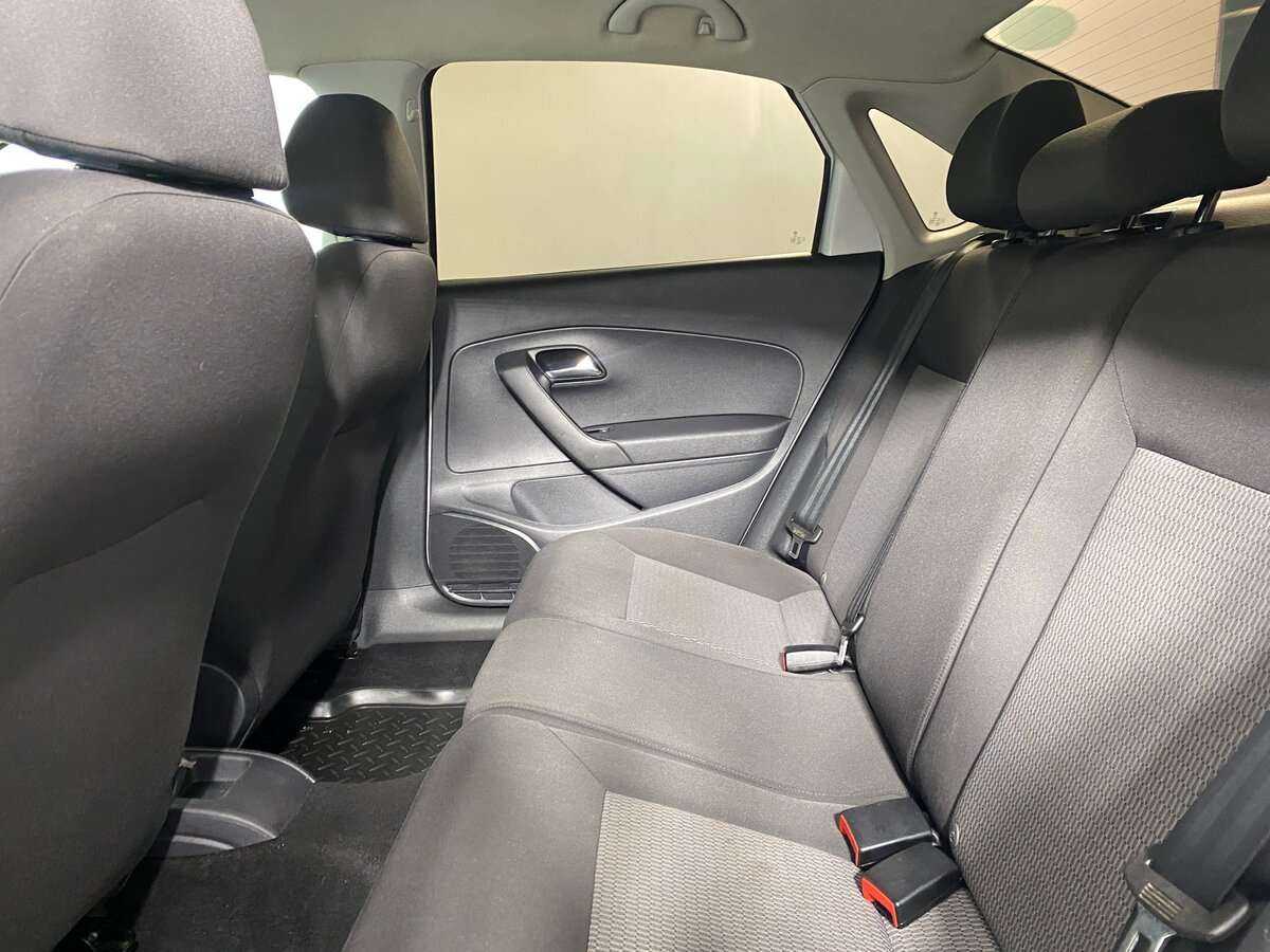 Б/У Фольксваген Поло 2012 года. Фото: #9