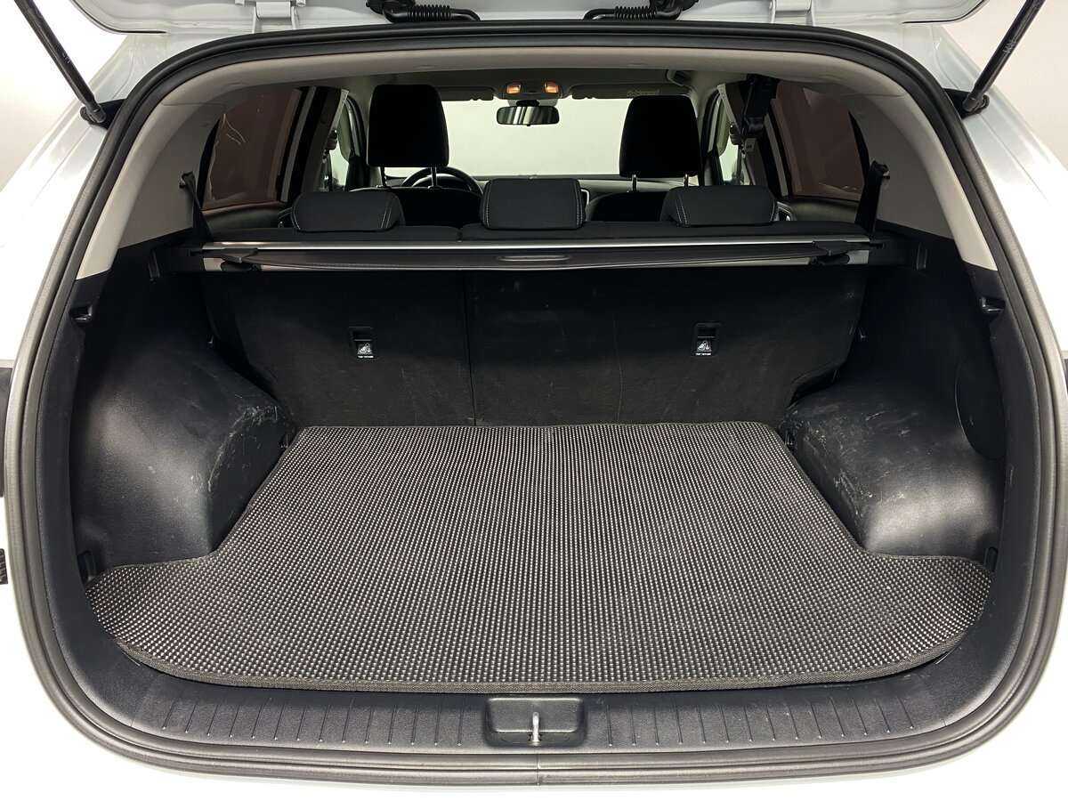 Б/У Киа Спортейдж 2019 года. Фото: #8