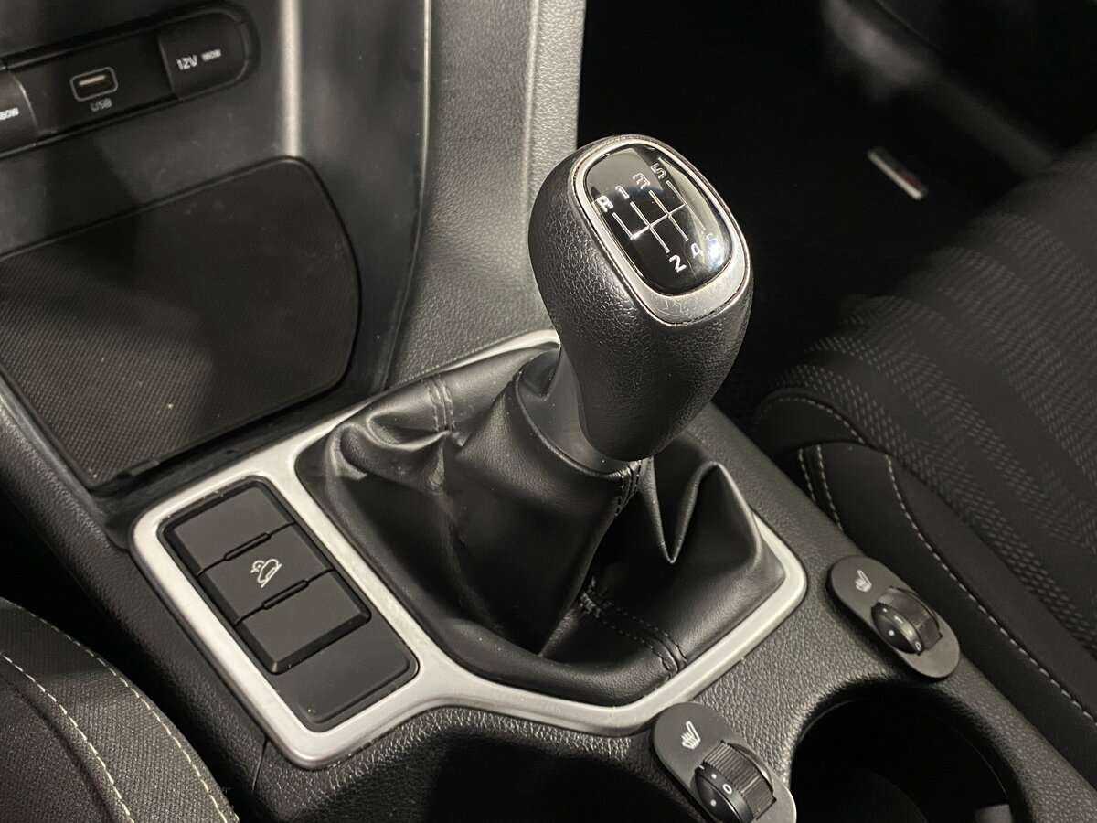 Б/У Киа Спортейдж 2019 года. Фото: #15