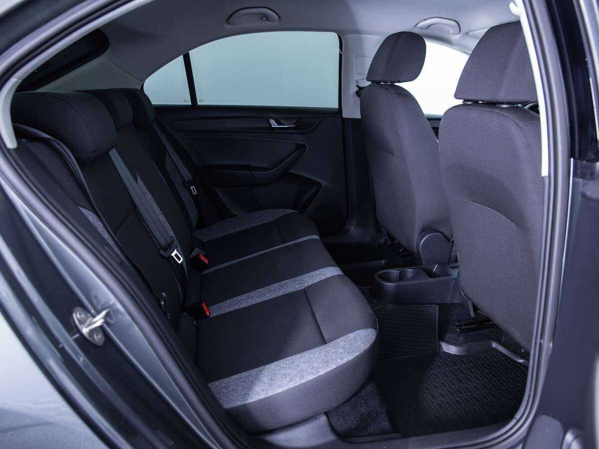 Б/У Шкода Рапид 2021 года. Фото: #6