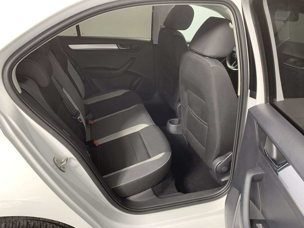 Б/У Шкода Рапид 2019 года. Фото: #17