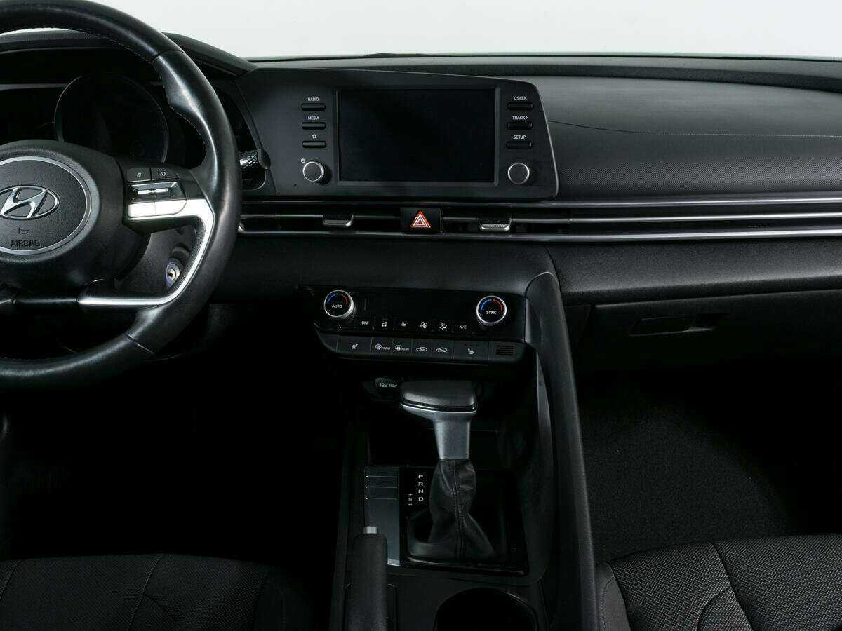 Б/У Хендай Елантра 2021 года. Фото: #7