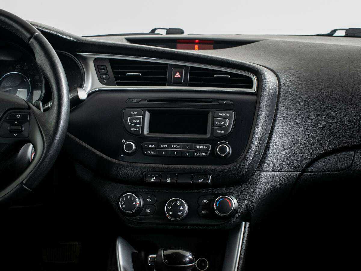 Б/У Киа Сид 2017 года. Фото: #10