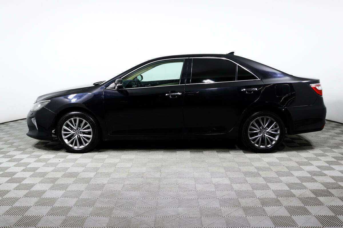 Б/У Тойота Камри 2017 года. Фото: #7