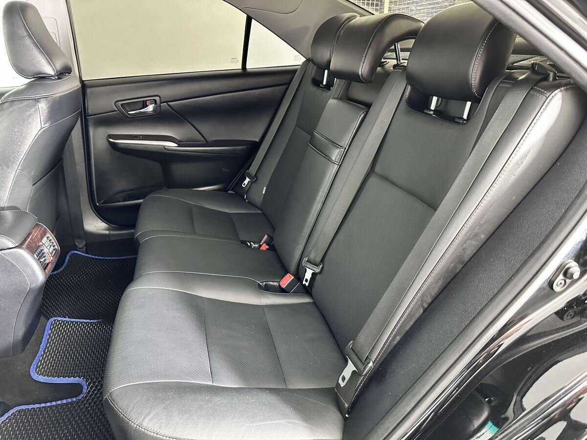 Б/У Тойота Камри 2016 года. Фото: #16