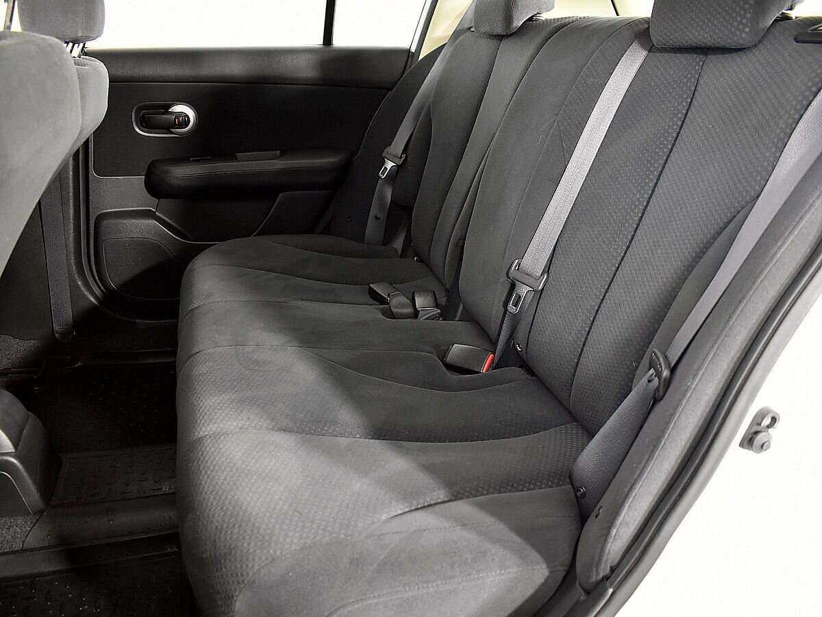 Б/У Ниссан Тиида 2013 года. Фото: #8