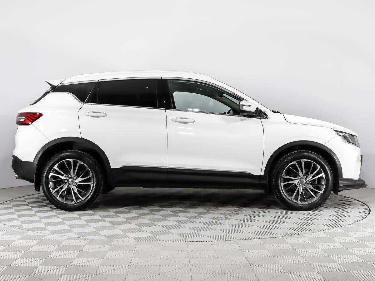 Б/У Джили Кулрэй 2021 года. Фото: #3