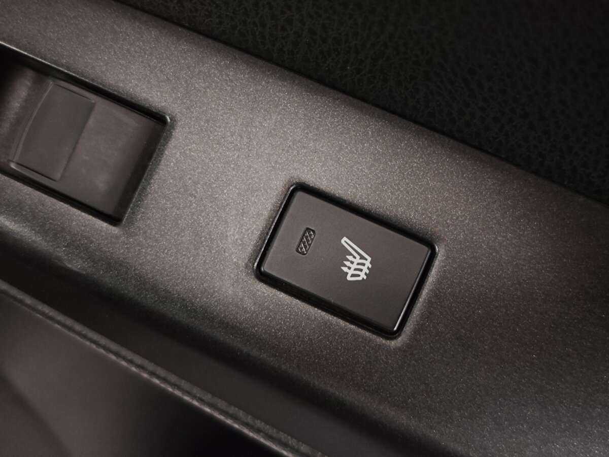 Б/У Тойота Рав4 2015 года. Фото: #16