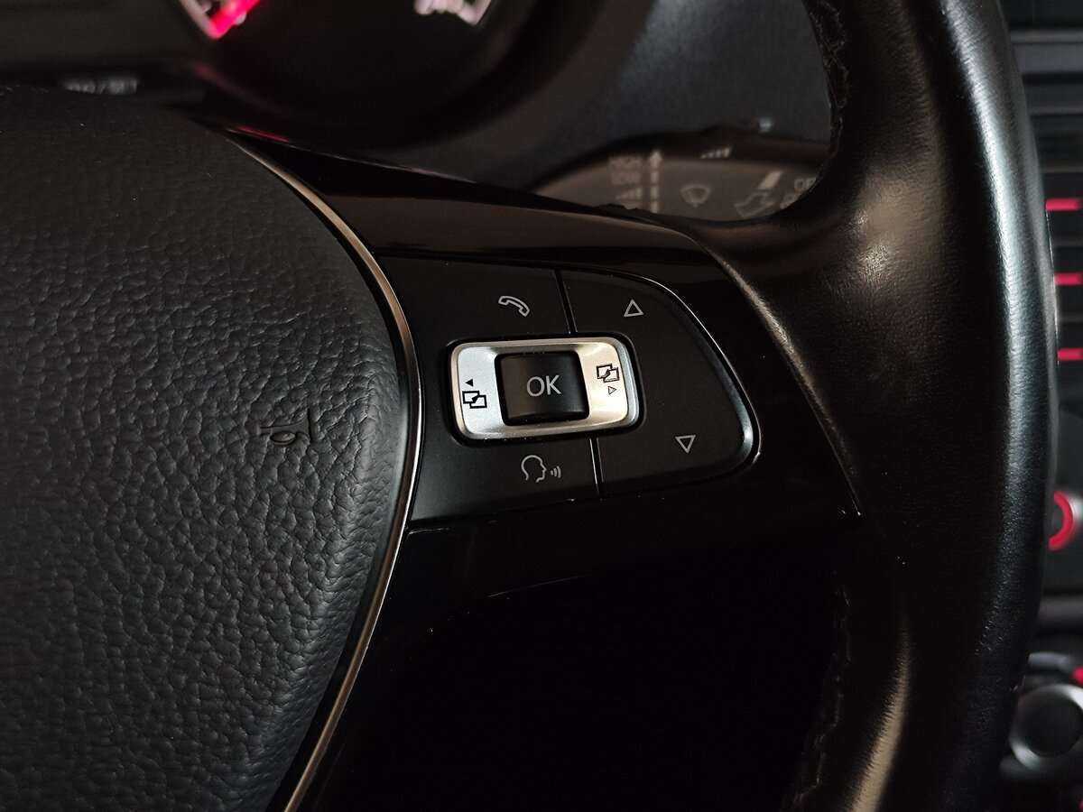 Б/У Фольксваген Поло 2018 года. Фото: #10