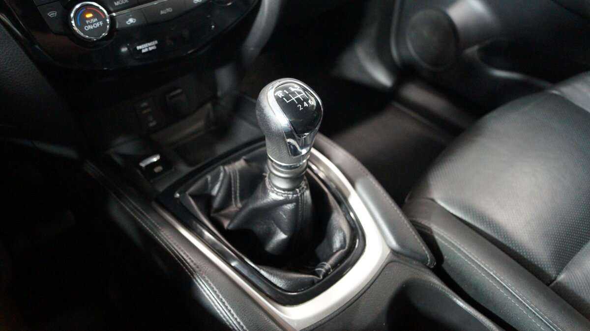 Б/У Ниссан Икс-Трейл 2017 года. Фото: #13