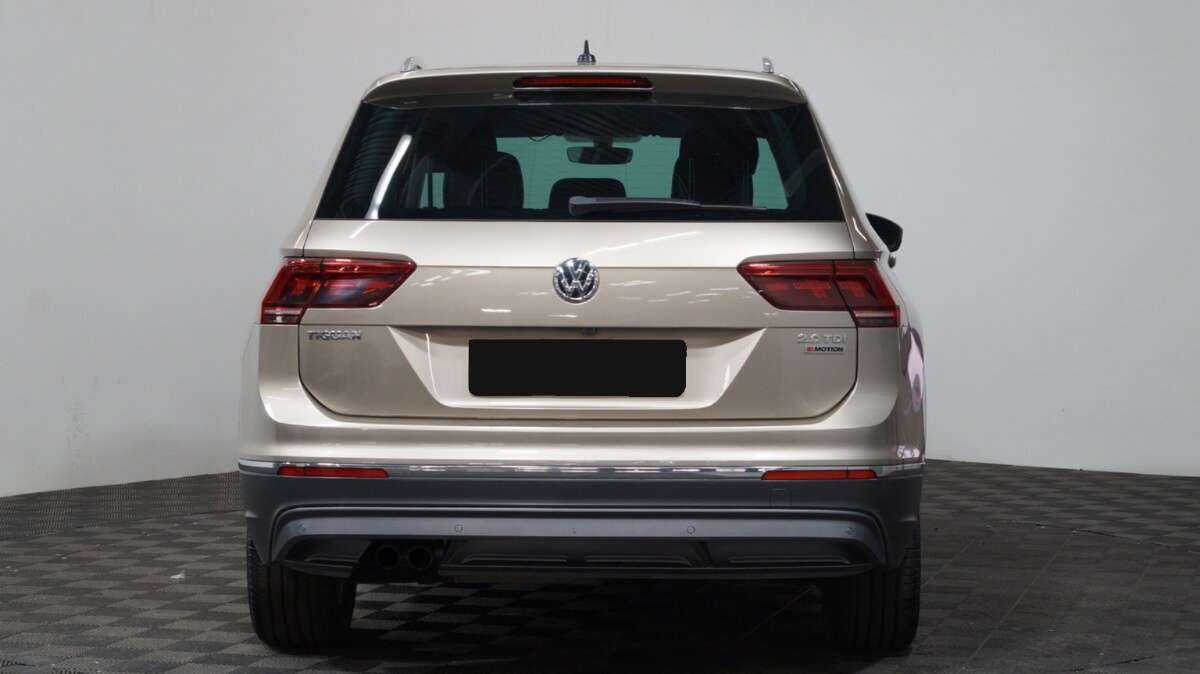 Б/У Фольксваген Тигуан 2018 года. Фото: #4