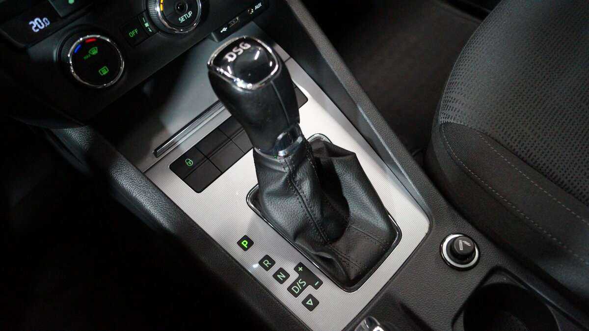 Б/У Шкода Октавия 2014 года. Фото: #19