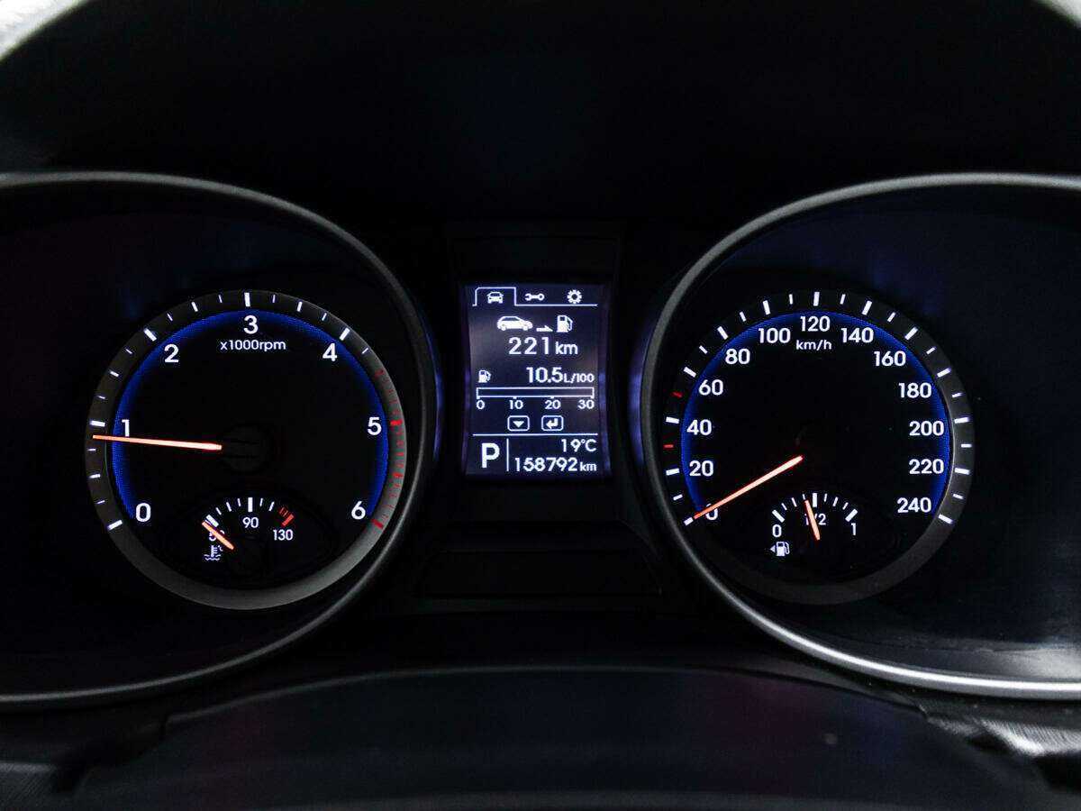 Б/У Хендай Санта Фе 2013 года. Фото: #11