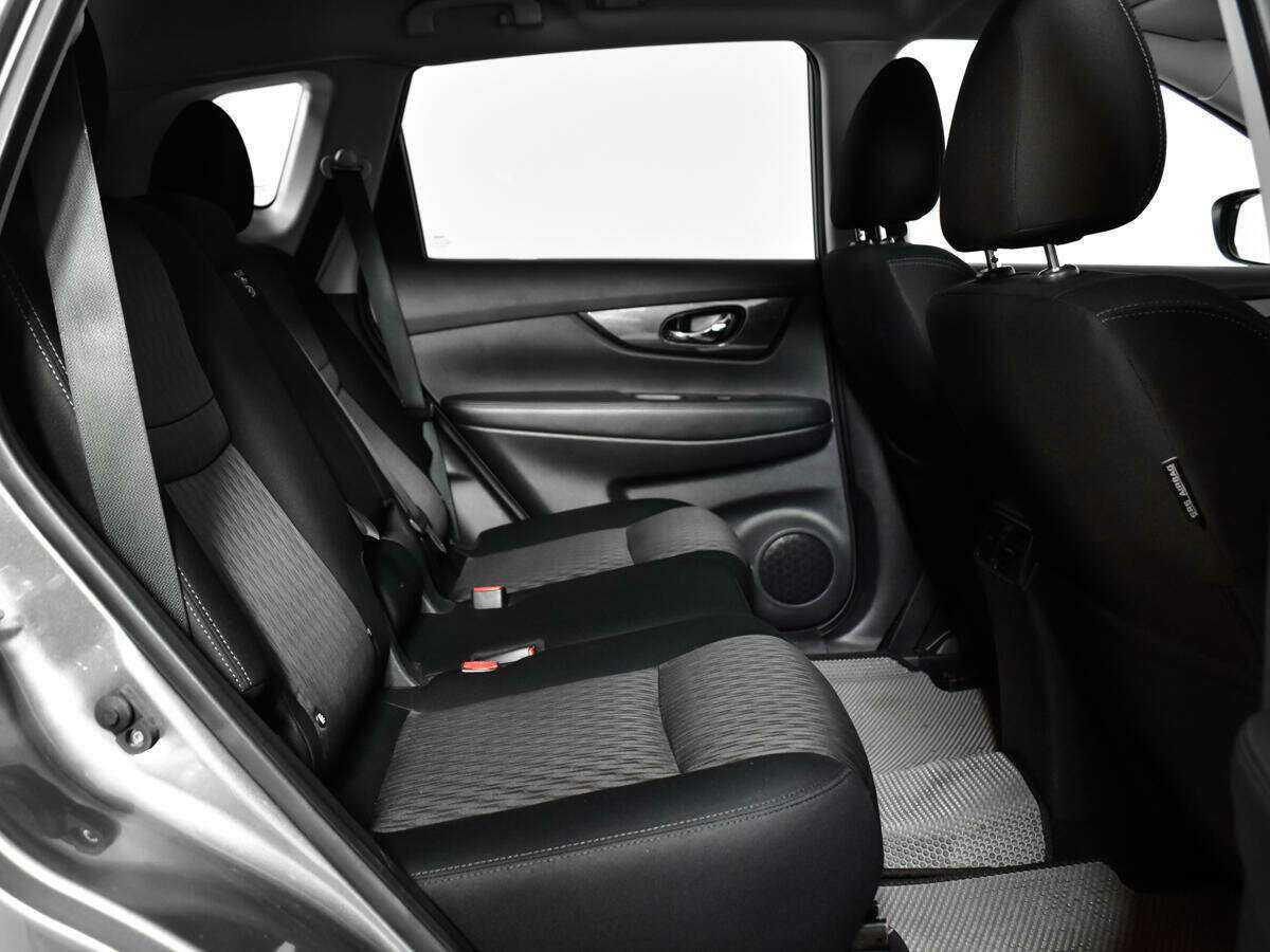 Б/У Ниссан Икс-Трейл 2019 года. Фото: #9