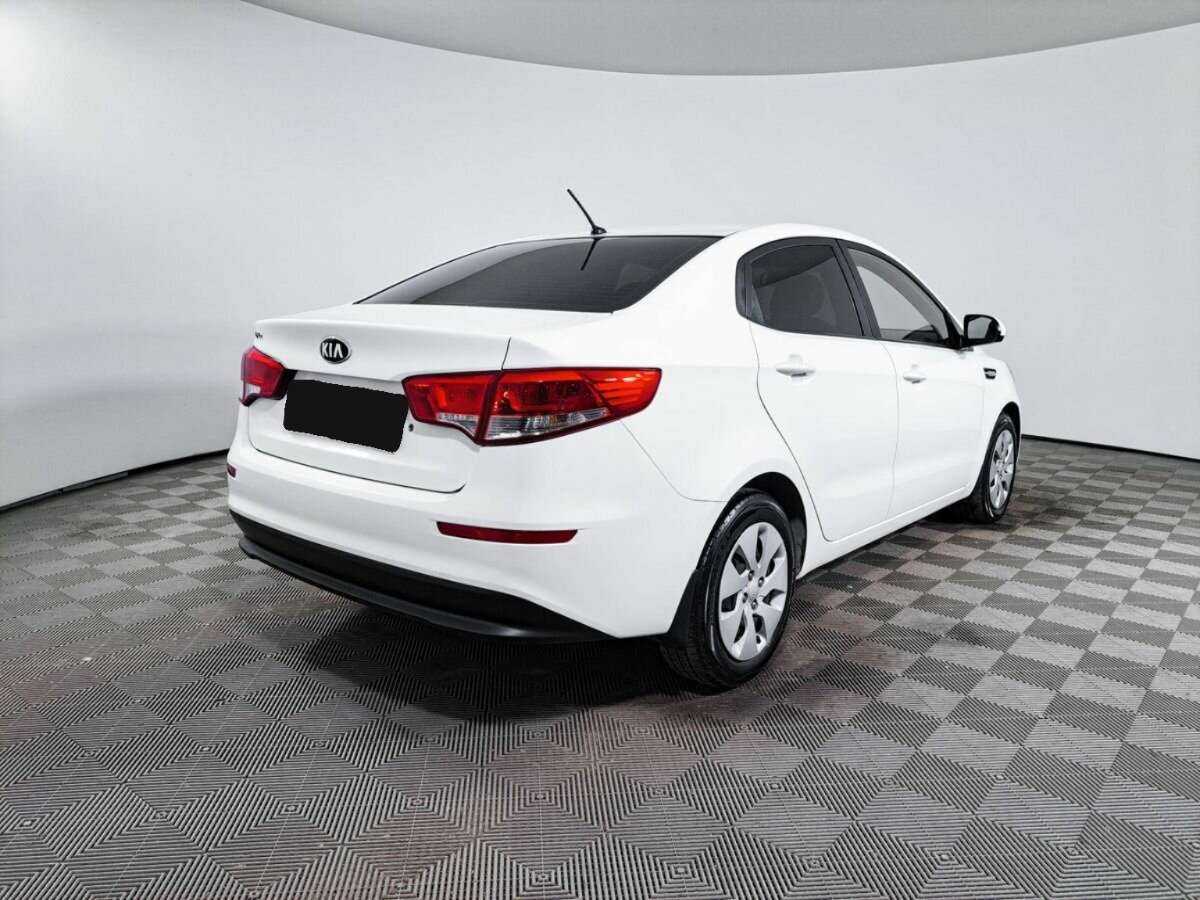 Б/У Киа Рио 2016 года. Фото: #4