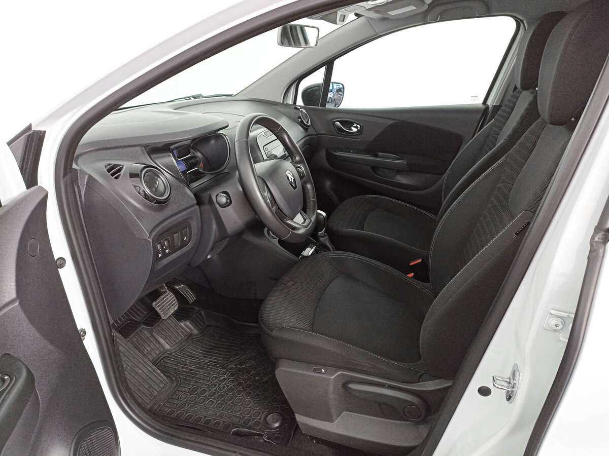 Б/У Рено Каптюр 2018 года. Фото: #13