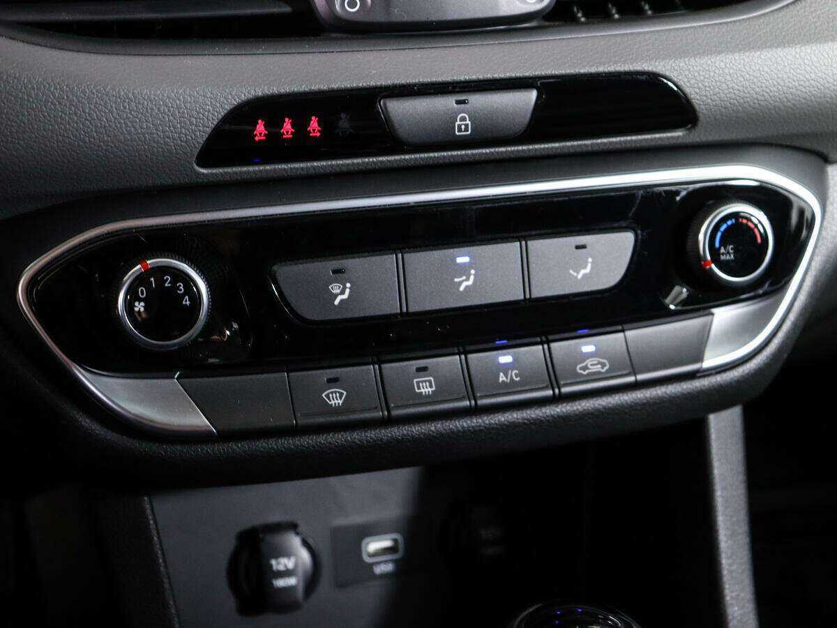 Б/У Хендай ай30 2022 года. Фото: #14