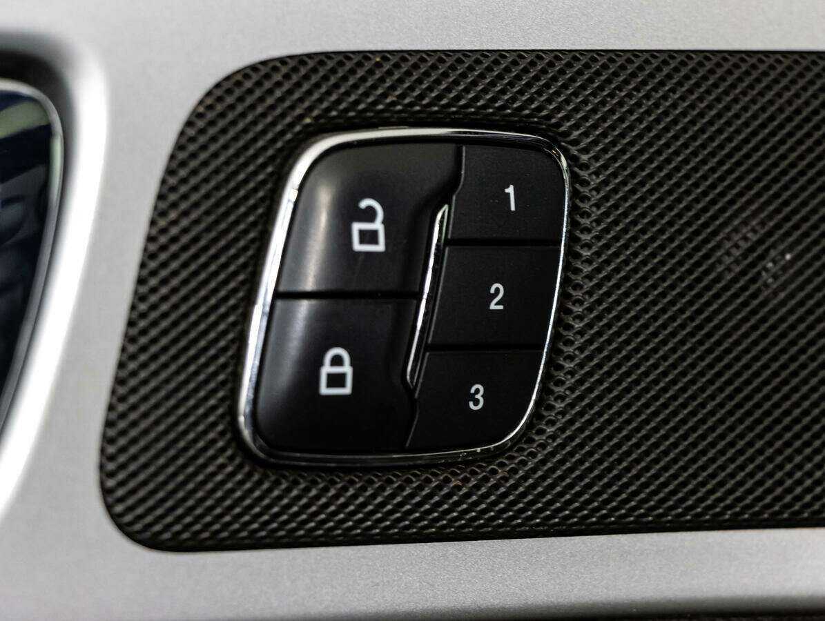 Б/У Форд Експлорер 2013 года. Фото: #18