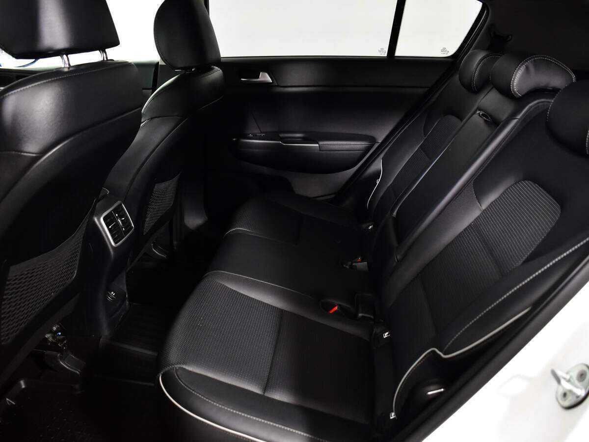 Б/У Киа Спортейдж 2018 года. Фото: #7