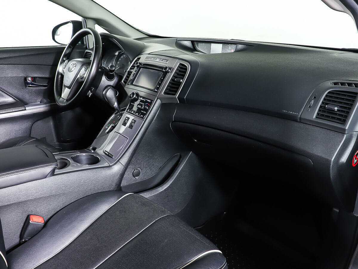 Б/У Тойота Венза 2013 года. Фото: #7