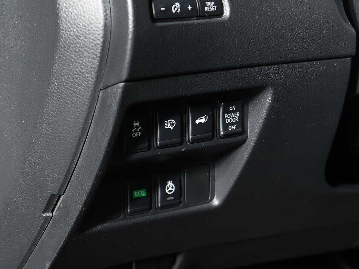 Б/У Ниссан Икс-Трейл 2019 года. Фото: #17