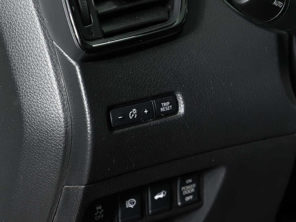 Б/У Ниссан Икс-Трейл 2019 года. Фото: #18