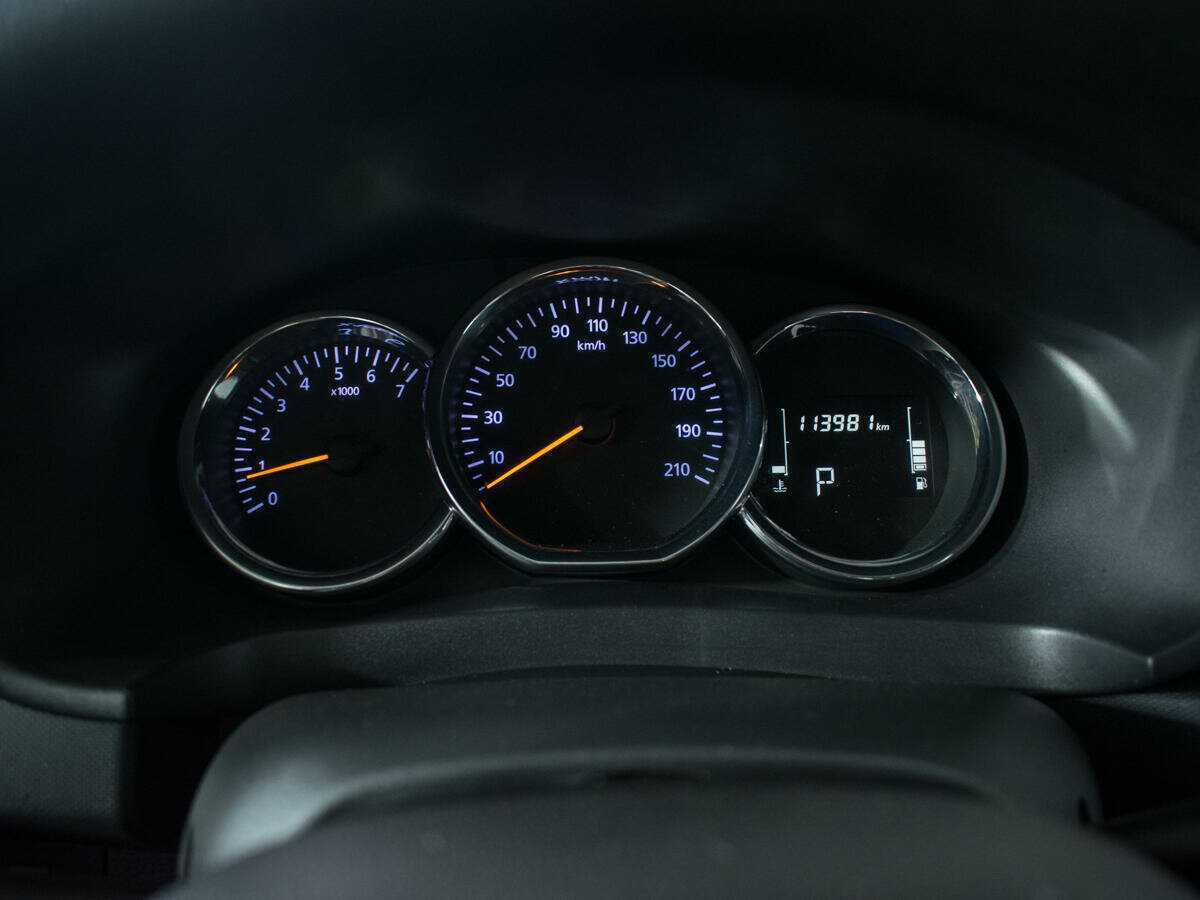 Б/У Рено Логан 2019 года. Фото: #10