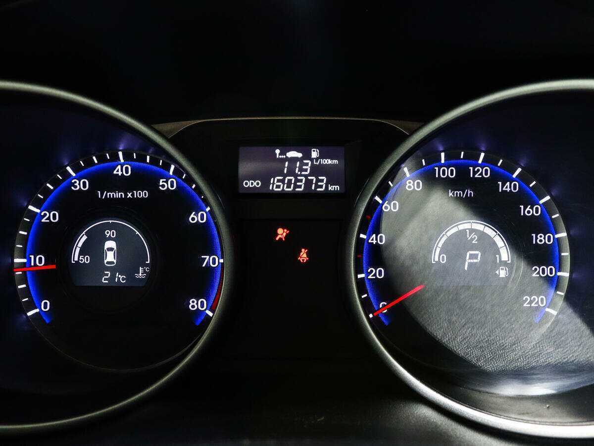 Б/У Хендай ай-икс35 2014 года. Фото: #10