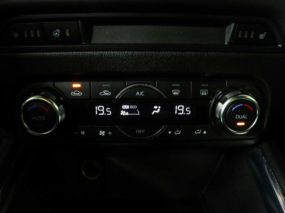 Б/У Мазда Ц-Икс-5 2017 года. Фото: #15