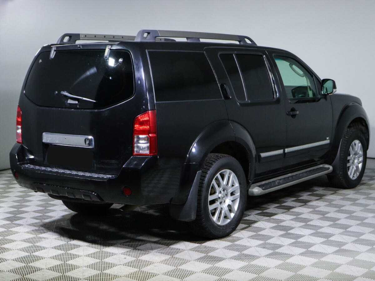 Б/У Ниссан Патфайндер 2013 года. Фото: #3