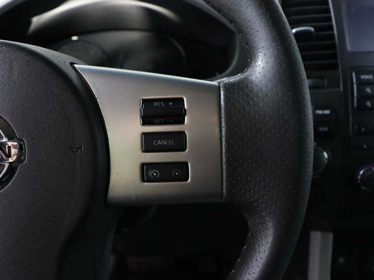 Б/У Ниссан Патфайндер 2013 года. Фото: #17