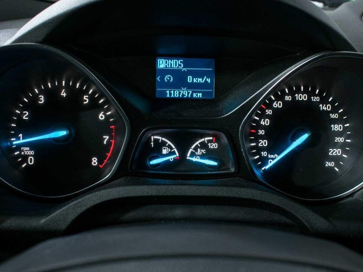 Б/У Форд Куга 2017 года. Фото: #10