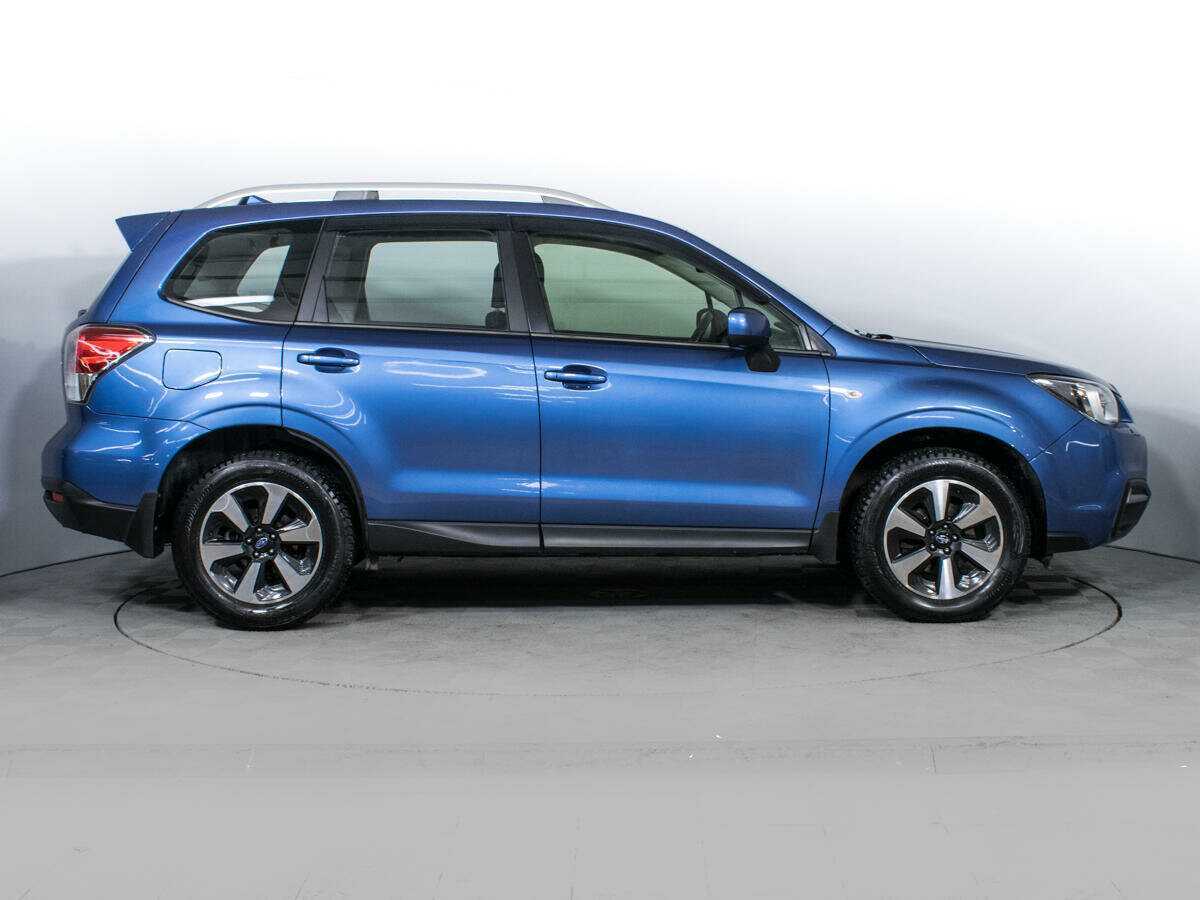 Б/У Субару Форестер 2018 года. Фото: #3